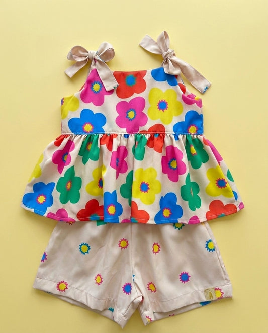 Conjunto floral com laços - foto 1