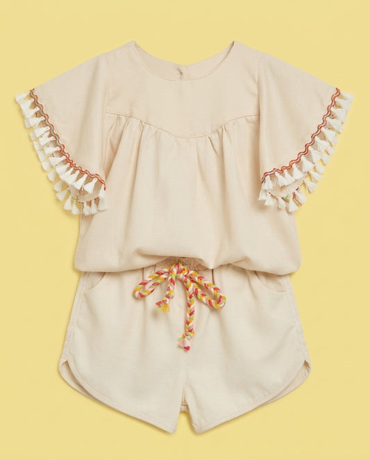 Conjunto off-white com detalhes coloridos - foto 1